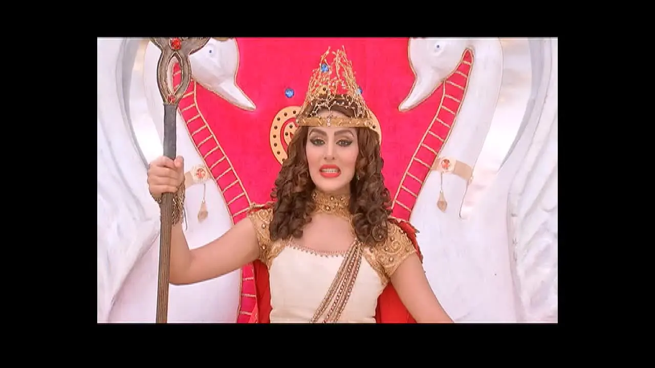 E893