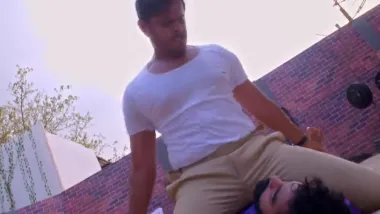 E453