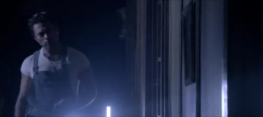 E1