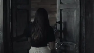 E71