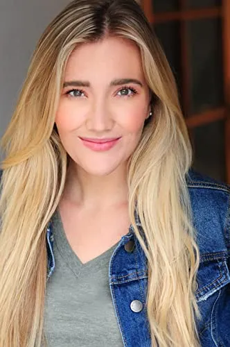 Chloé Caroline