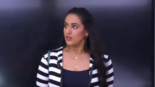 E881