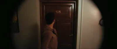 E4