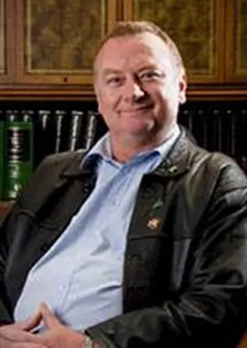 Alan Cinis