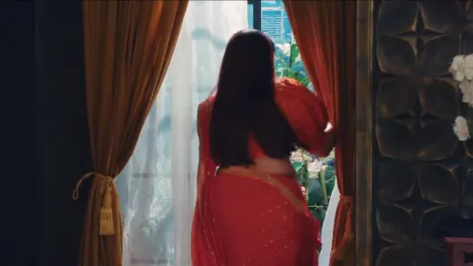 E28
