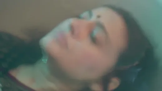 E81