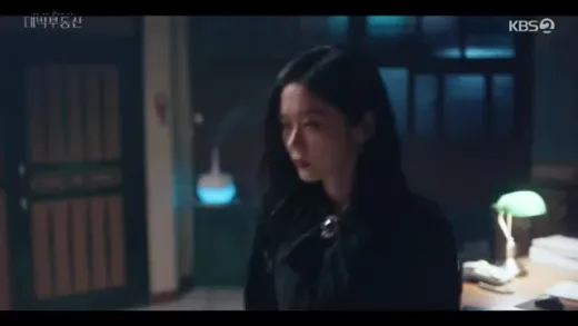 E5.Mother & Daughter